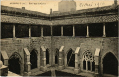Ambronay Interieur du Cloitre à Ambronay