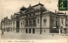 Bourg Theatre et Halle aux Grains