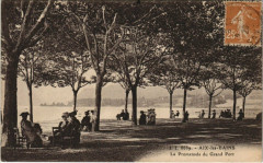 J. J. 8689 Aix-les-Bains - La Promenade du Grand Port à Aix-les-Bains