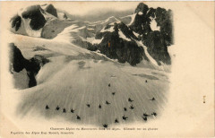 Chasseur Alpins en Mauneuvres dans les Alpes. Gilesade sur un