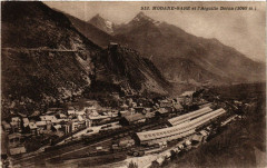 Modane-Gare et l'Aiguille Doran (3049 m) à Modane
