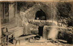 Intérieur de Ferme Cévenole - Le Four -
													07 Ardèche
												