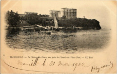 Marseille Le Chateau du Pharo, vue prise de l'Entree du Vieux Port à Marseille