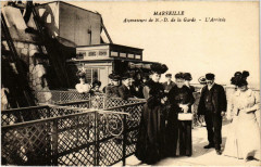 Marseille - Ascenseurs de N.-D. de la Garde L'arrivee à Marseille