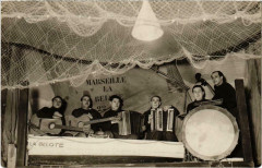 Marseille - Musiciens La Belote carte photo à Marseille
