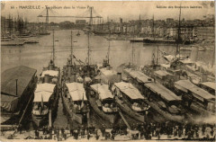 Marseille Torpilleurs dans le Vieux Port à Marseille