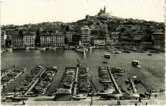 Marseille Le Vieux Port et Notre Dame de la Garde à Marseille