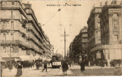 Marseille - La Rue Noailles à Marseille