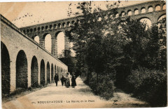 Roquefavour-La Route et le Pont