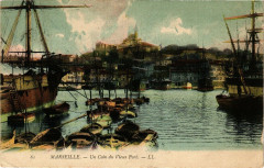 Marseille-Un coin du Vieux Port à Marseille
