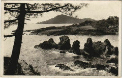 Route de la Corniche d'Or a Agay - La Pointe de la Baumette
