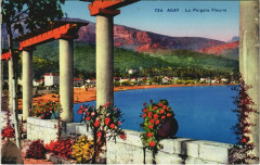 Agay La Pergola Fleurie -
													83 Var
												