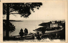 Agay La Rade et le Grand Hotel -
													83 Var
												