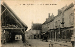 Milly - Un Coin de la Place du Marché