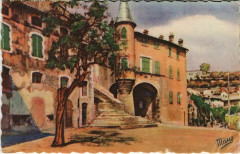 Hyeres Vieille Maison du Quartier Saint-Paul France à Hyères