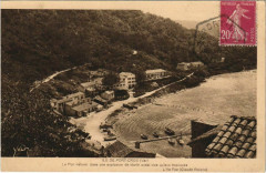 Port-Cros Le Pont Naturel dans une Explosion