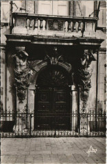 Toulon Cariatides de Puget France à Toulon