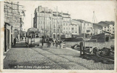 Toulon la Darse et le quai du Port France à Toulon