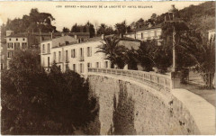 Bormes - Boulevard de la Liberte et hotel Bellevue -
													83 Var
												