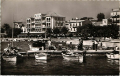 Var Le Lavandau Coin des Pécheurs canots -
													83 Var
												