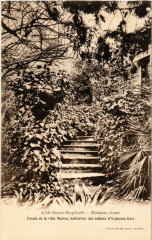 Saint-Raphael Maison close Entrée de la villa Marine