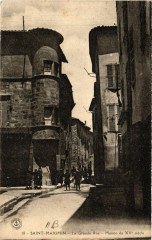 Saint-Maximin La Grande Rue