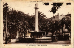 Antibes - Place Nationale à Antibes