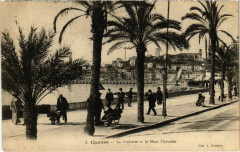 Cannes La Croisette et le Mont Chevalier à Cannes