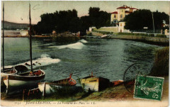 Juan-les-Pins - La Fontaine des Pins