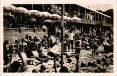 Juan-les-Pins - Un exercice sporki -
													06 Alpes Maritimes
												