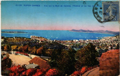Super Cannes - Vue sur la Baie de Cannes l'Esterel et les Iles... à Cannes
