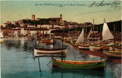 Cannes - Le Port et le Mont Chevalier à Cannes