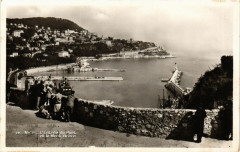 Nice - Entrée du Port et le Mont-Boron à Nice