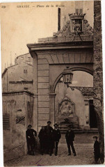 Grasse - Place de la Mairie à Grasse