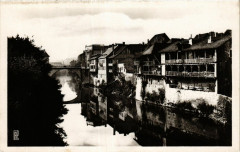 Pont-de-Beauvoisin - Bords du Guiers et vieilles maisons