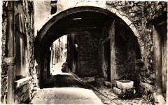 Saint-Paul - Vieille porte