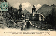 Saint-Christophe-en-Oisans A droie de l'Eglise sepultures des à Saint-Christophe-en-Oisans