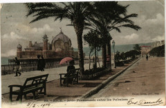 Nice - Jetée-Promenade entr les Palmiers à Nice