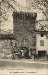 Pernes Porte Saint-Gilles