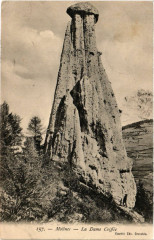 Molines - La Dame Coiffee