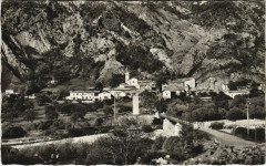 Prads - Le Village -
													04 Alpes de Hautes Provence
												