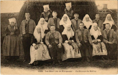 Plougastel Daoulas- Les Mariages, Un Groupe de Maries France à Daoulas