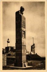 Pointe de Saint-Mathieu - Le Monument aux Marins Francais