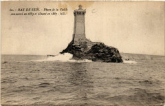 Raz-de-Sein Phare de la Vieille commencé en 1883 et allumé en 1887