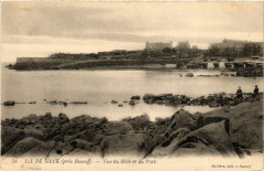 Ile de Sieck (pres Roscoff) - Vue du Mole et du Port à Roscoff