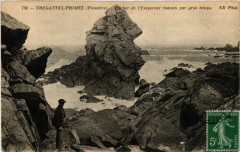 Tregastel - Primel (Finistere) - Rocher de l'Empereur romain par