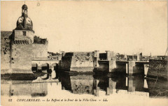 Concarneau - Le Beffroi et le Pont de la Ville Close à Concarneau