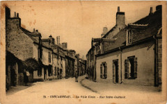 Concarneau - La Ville Close Rue St-Guenole à Concarneau