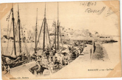 Roscoff - Le Port (14/ 08 / 03) à Roscoff