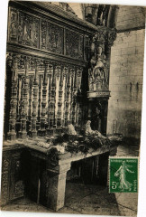 Saint-Herbot - L'Eglise Statue